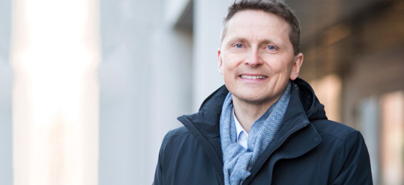 Jan Sørbø er advokat, statsautorisert revisor og siviløkonom.