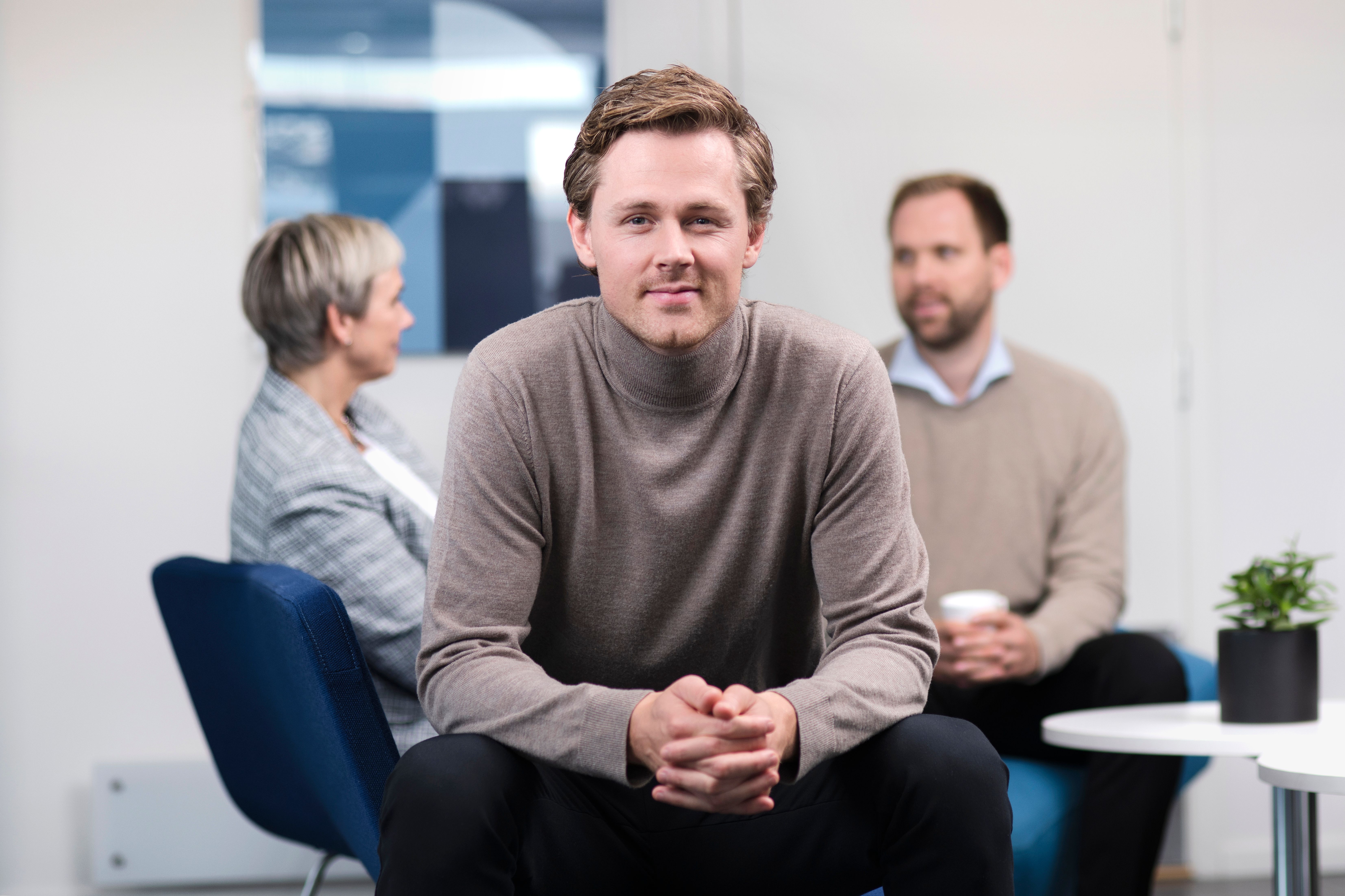 Sondre Skulstad er autorisert finansiell rådgiver ved Sparebanken Møre, avdeling Spjelkavik. 