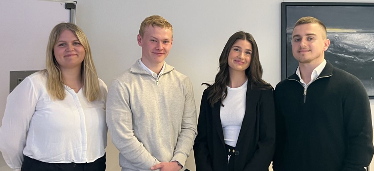 4-studenter-906x502.jpg