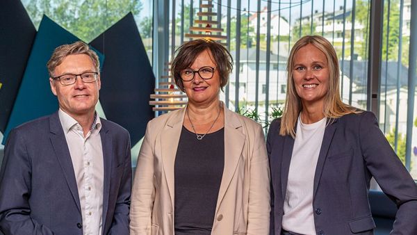 Runar-Lene-Wenche-906x503.jpg
