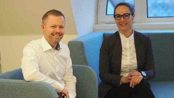906x503-Vibeke-og-Kaare.jpg