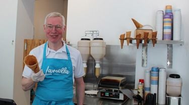 Dirk Kiefer - eier og driver av iskrembaren Lamella.
