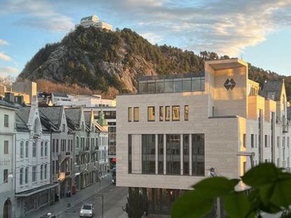 Ålesund i solskinn