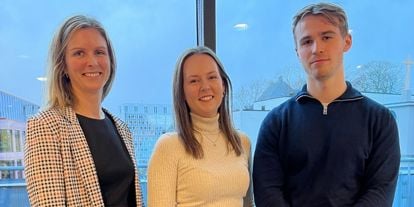 Linn-med-studenter906x503.jpg